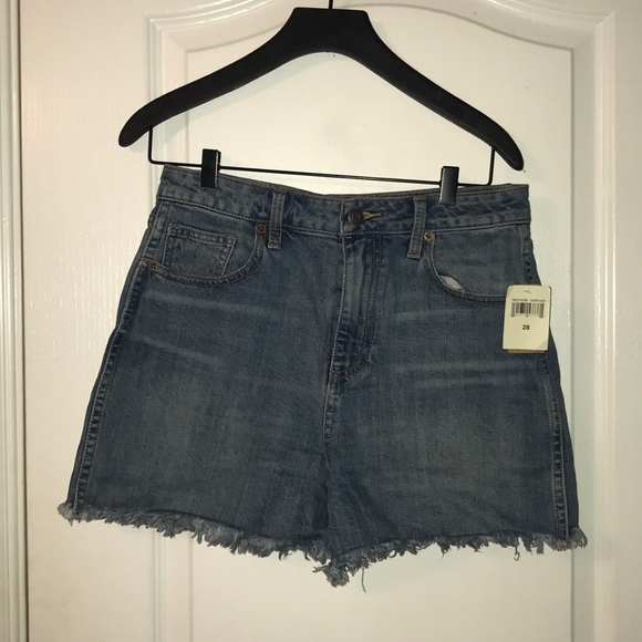NWT LUCKY BRAND SHORTS - Picture 1 of 2